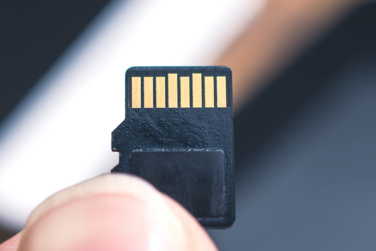 Karta pamięci microSD 256 GB do zastosowań profesjonalnych
